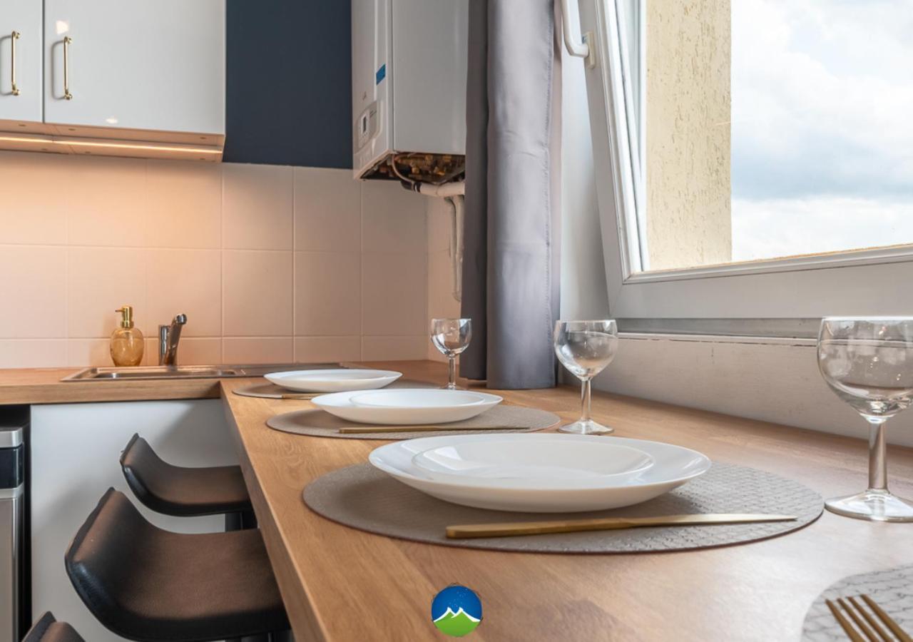 3 Appts - 3 A 7 Lits - Parfait 6 A 10 Pers - Max 26 Pers - 1 Immeuble - Convivialite, Rentabilite ------ English - 3 Apts - 3 To 7 Beds - Ideal For 6 To 10 Guests - Up To 26 - Same Building - Friendly, Flexible Hettange-Grande Экстерьер фото